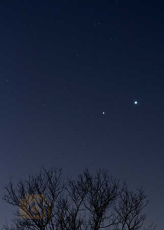Jupiter and Venus share the night sky